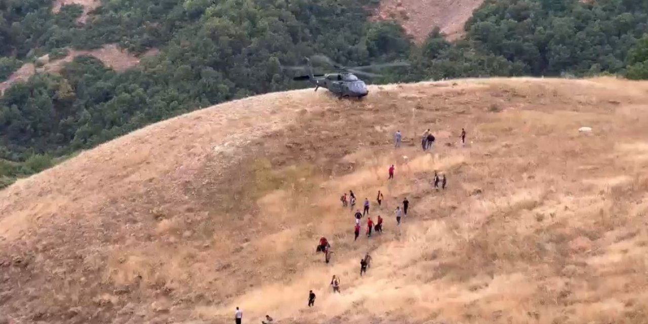 Tunceli'de askeri araç devrildi: 5 yaralı