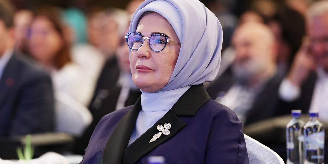 Emine Erdoğan'dan Narin için taziye mesajı