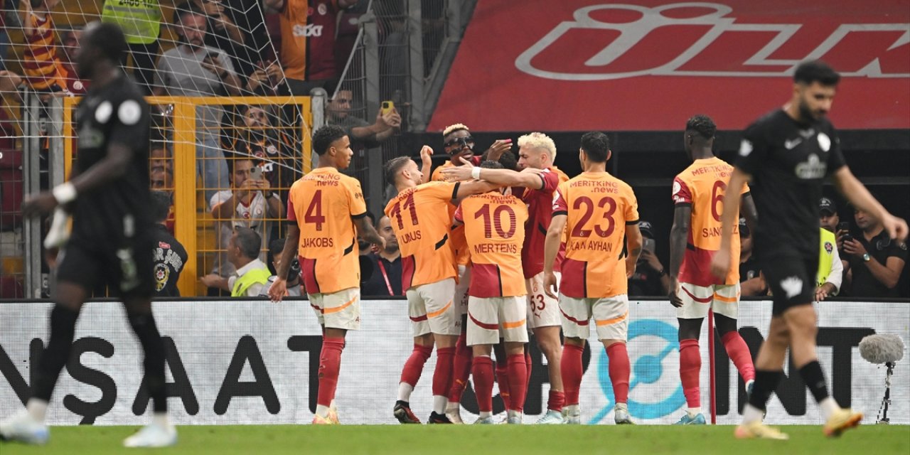 Galatasaray, konuk ettiği Çaykur Rizespor'u farklı yendi