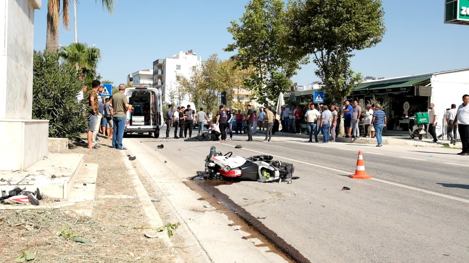 Patpat motosikletle çarpıştı 1 ölü, 1 yaralı