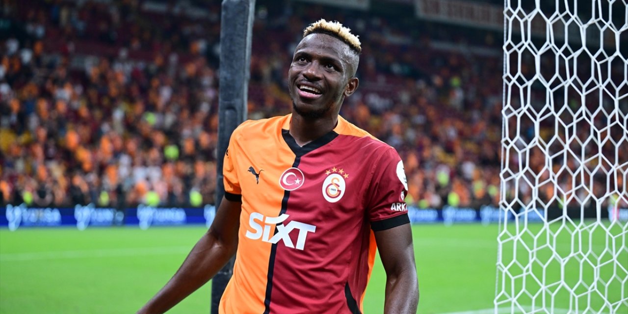 Victor Osimhen için flaş transfer iddiası!