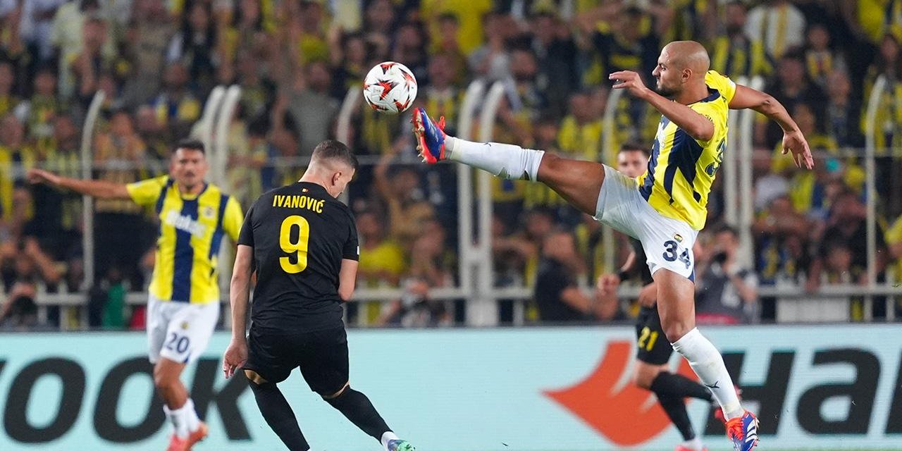 Fenerbahçe, UEFA Avrupa Ligi'ne galibiyetle başladı