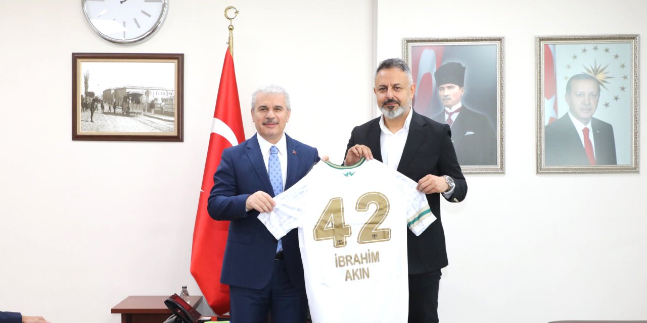 Konyaspor'dan Vali Akın'a ziyaret