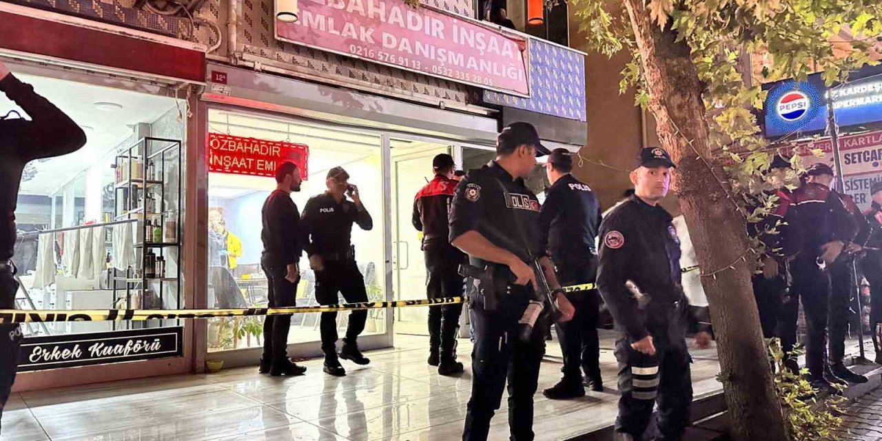 Maltepe’de cinayet! Liseli genç, şakalaştığı arkadaşını öldürdü