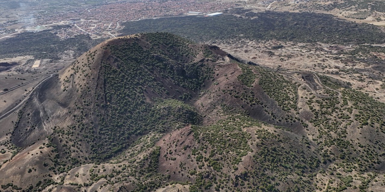 Manisa'da 5 kilometre derinlikte keşfedilen magma odasında püskürme riski tespit edildi