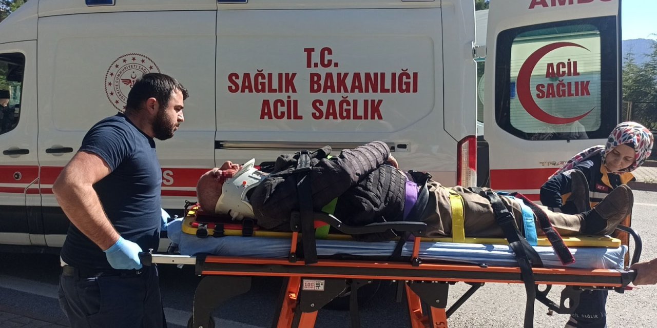 Konya’da motosiklet devrildi: 2 yaralı