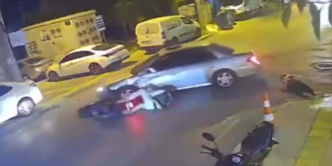 İzmir Buca'da motosiklet, otomobile çarptı: 1 ölü, 1 yaralı