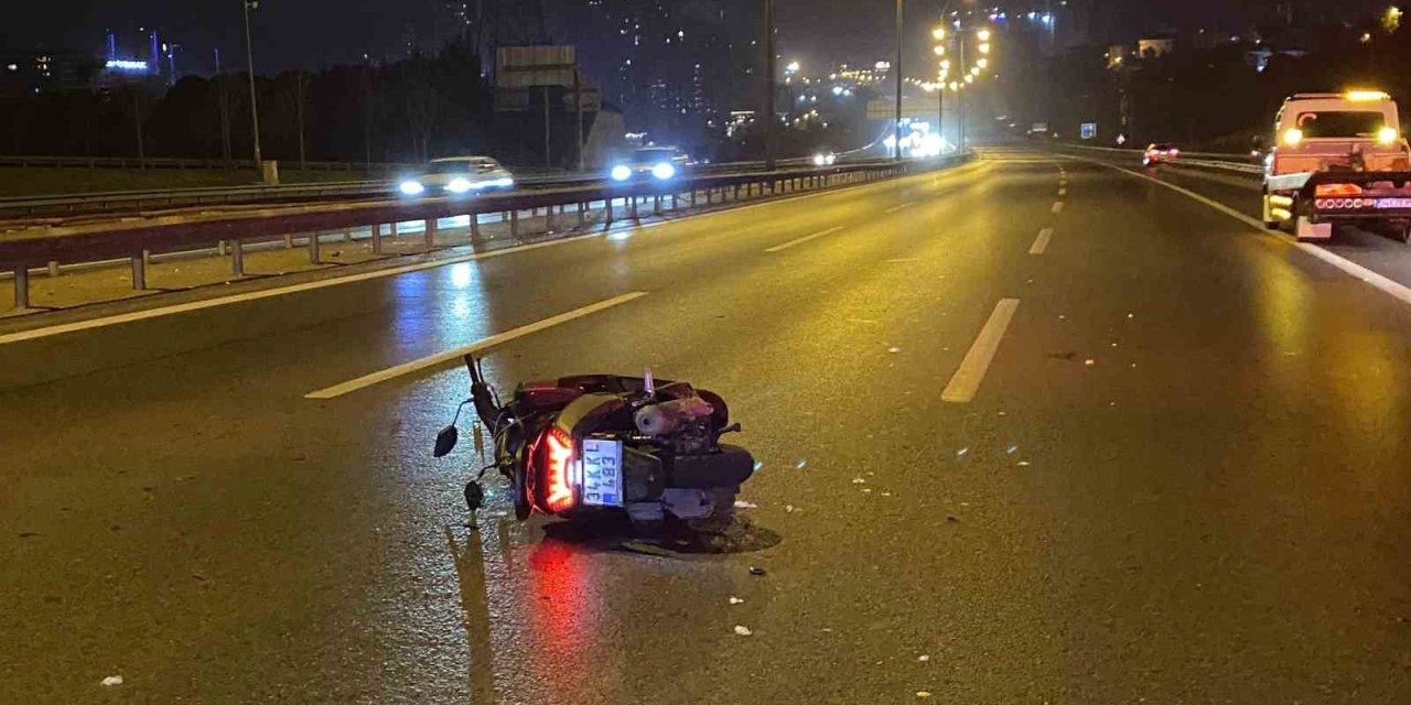 TEM Otoyolu’nda motosiklet kazası: 2 ölü