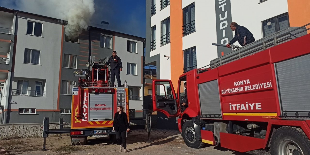 Konya’da apartmanda yangın paniği