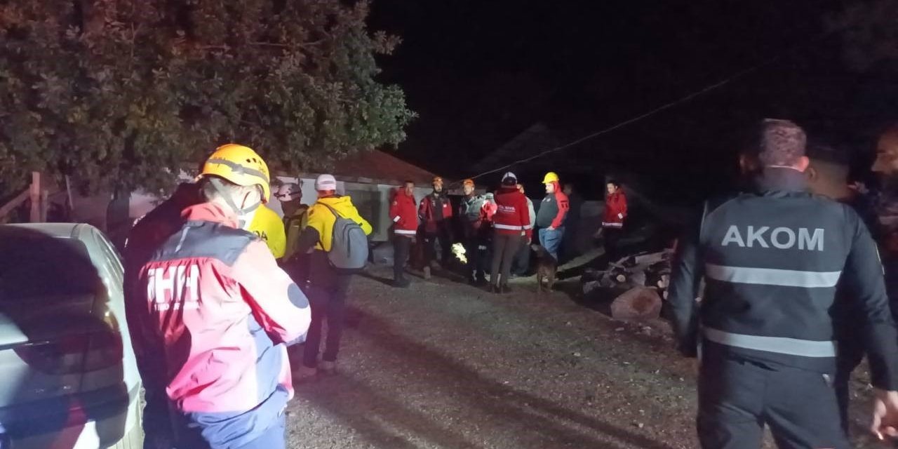 Adana’nın Kozan ilçesindeki depremde ilk belirlemelere göre 6 ev hasar gördü