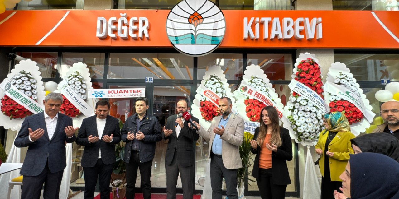 Değer Kitabevi hizmete açıldı