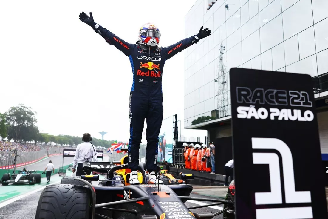 Brezilya'da kazanan Max Verstappen