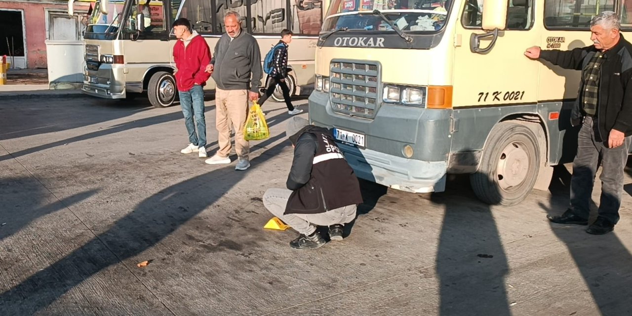 'Yolcu taşıma' kavgası kanlı bitti: 1 yaralı