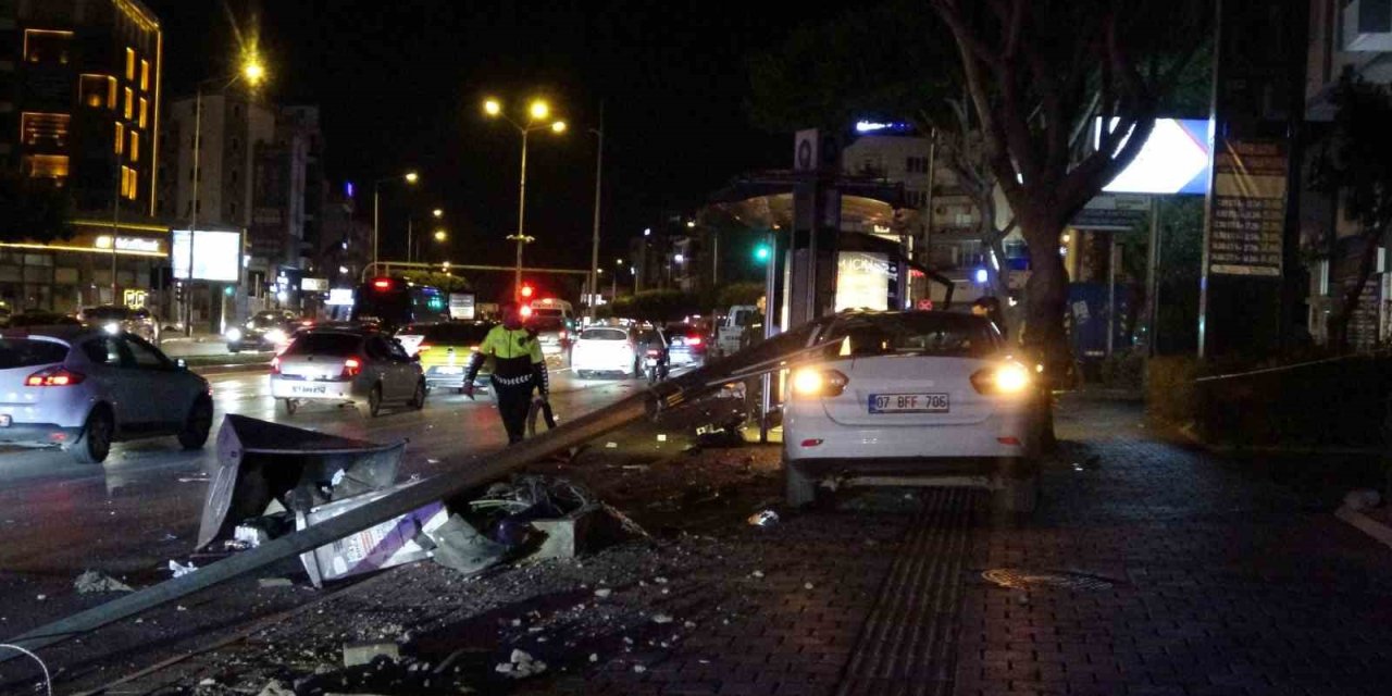 Ortalığı savaş alanına çevirdi, kazadan burnu bile kanamadan çıktı