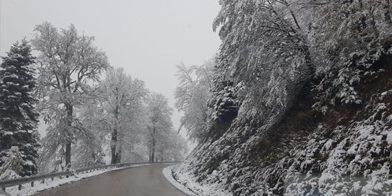 Bolu-Yedigöller yolu kapatıldı