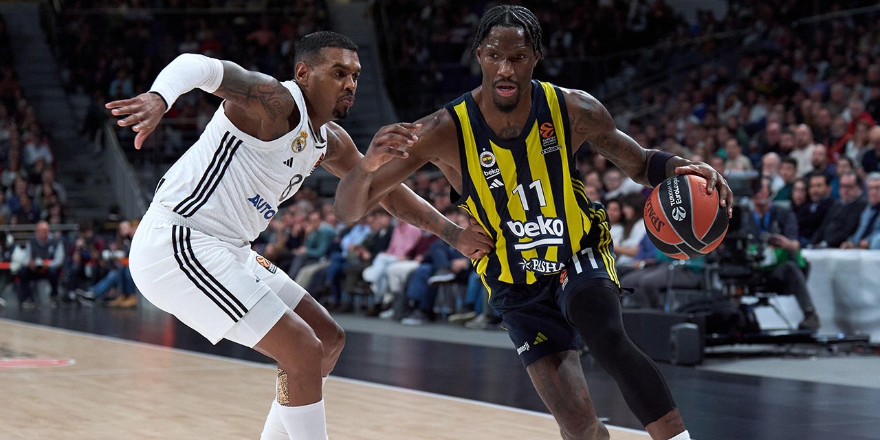 İspanya Kralına, Fenerbahçe Beko'dan 12 sayı fark