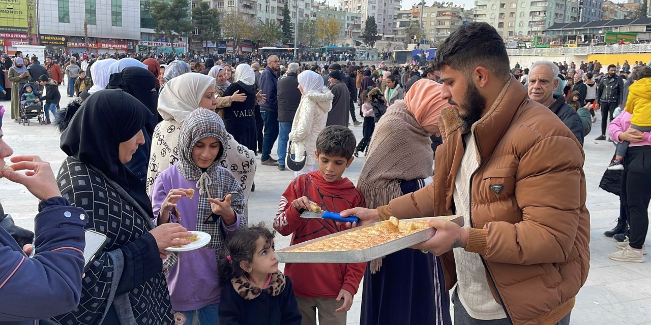 Şanlıurfa’da Suriyeliler kutlama yaptı