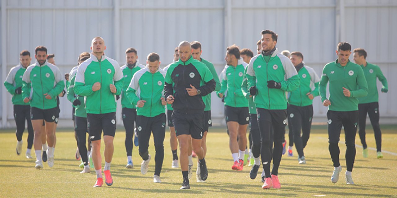 Konyaspor, Rizespor maçının taktiğini çalıştı!