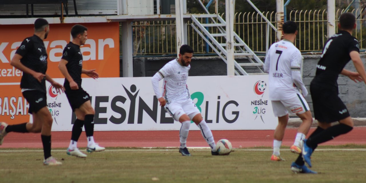 1922 Konyaspor sahasında kayıp