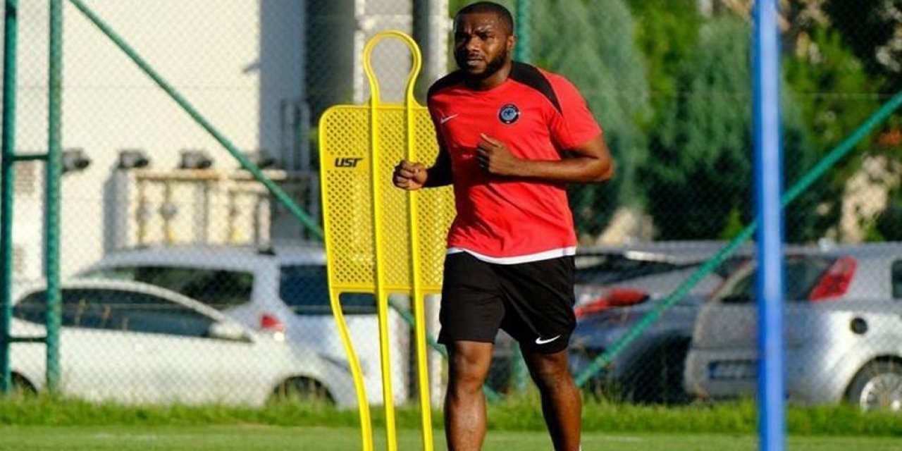 Konyaspor maçı öncesi yol ayrımı!