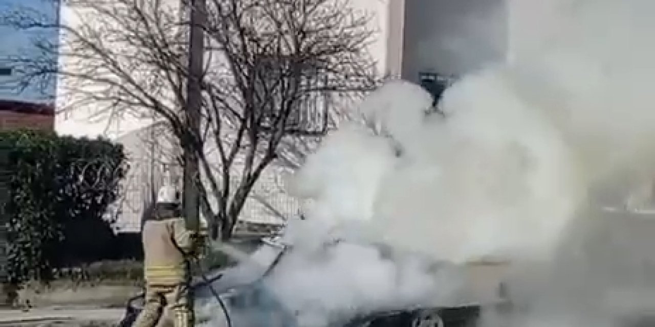 Seyir halinde alev alev yandı