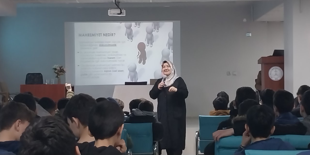 Karatay Müftülüğünden öğrencilere mahremiyet eğitimi