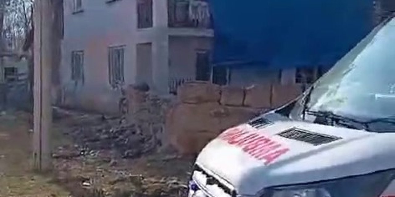 Elazığ’da baca yangınına müdahale eden itfaiye eri çatıdan düştü