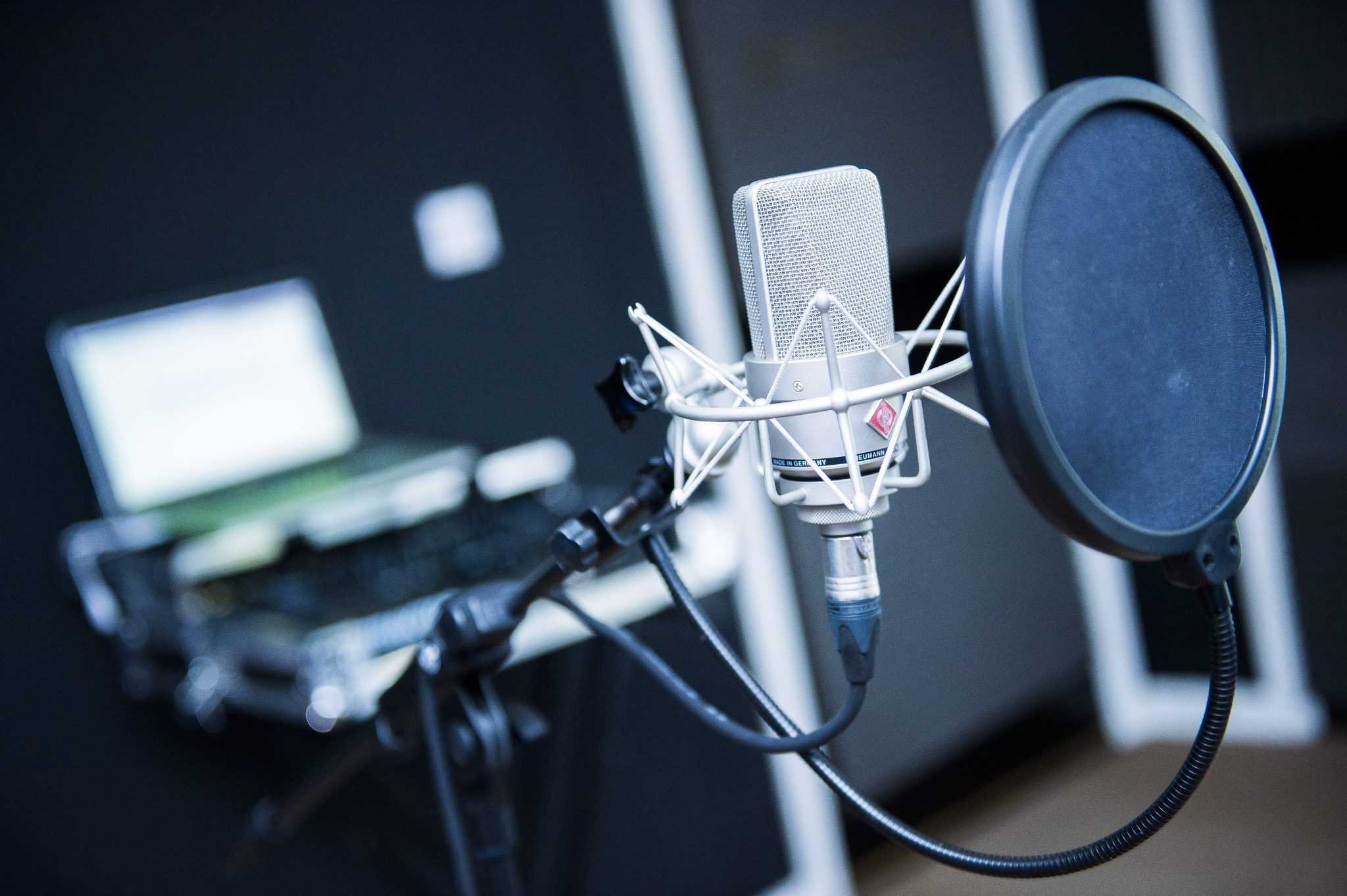 Türkiye’de Öne Çıkan Seslendirme Ajansları ve Profesyonel Dublaj