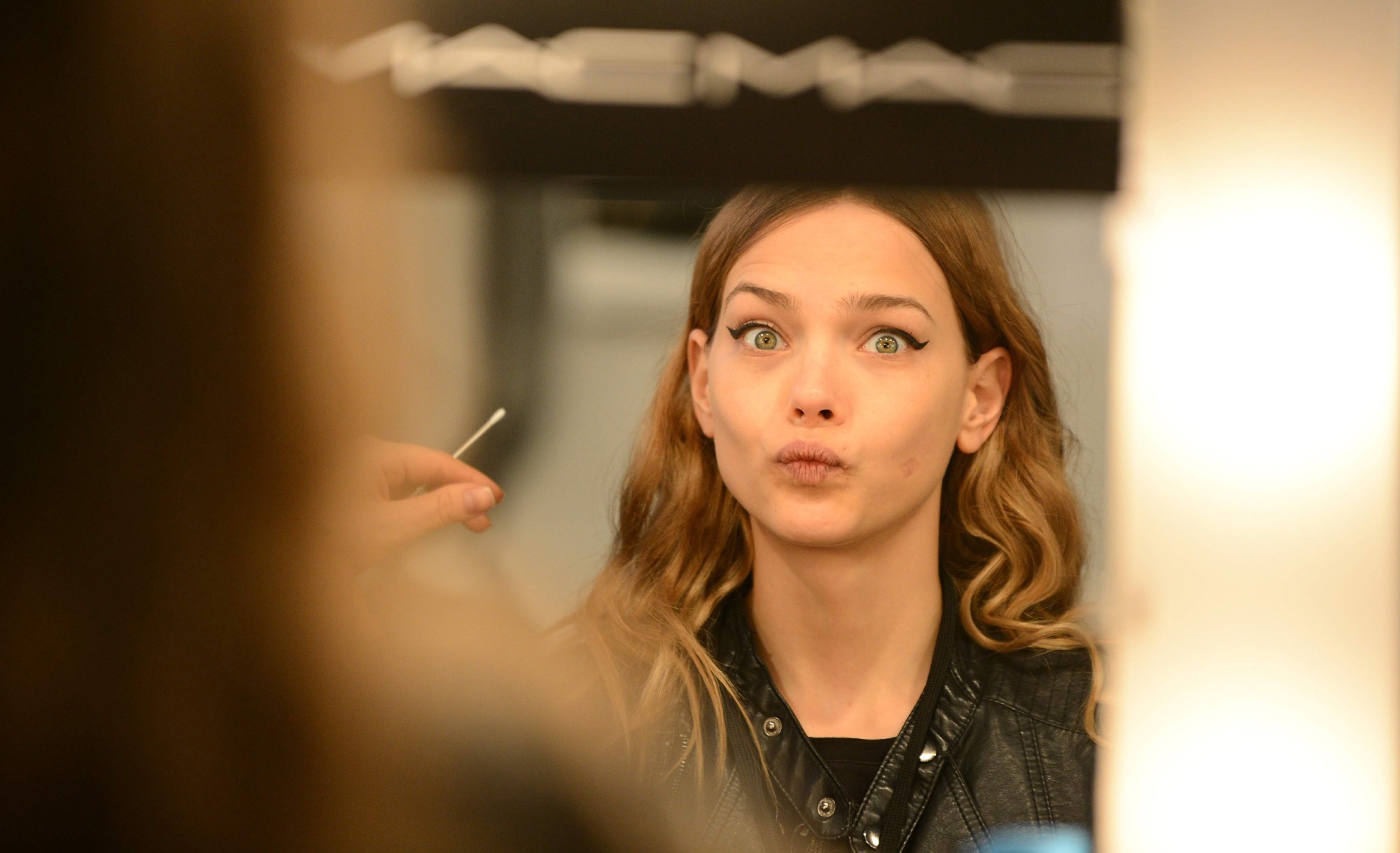 Güzellik merkezleri çakıldı kaldı  Müşteri de yok satan da yok!