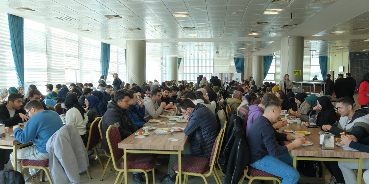 Konya Gençlik Meclisi öğrencilerle buluştu