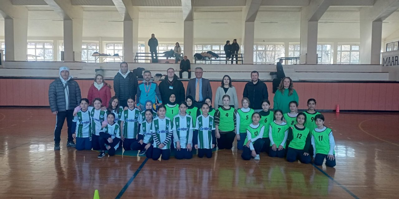 Meram’da öğrenciler kıyasıya mücadele etti