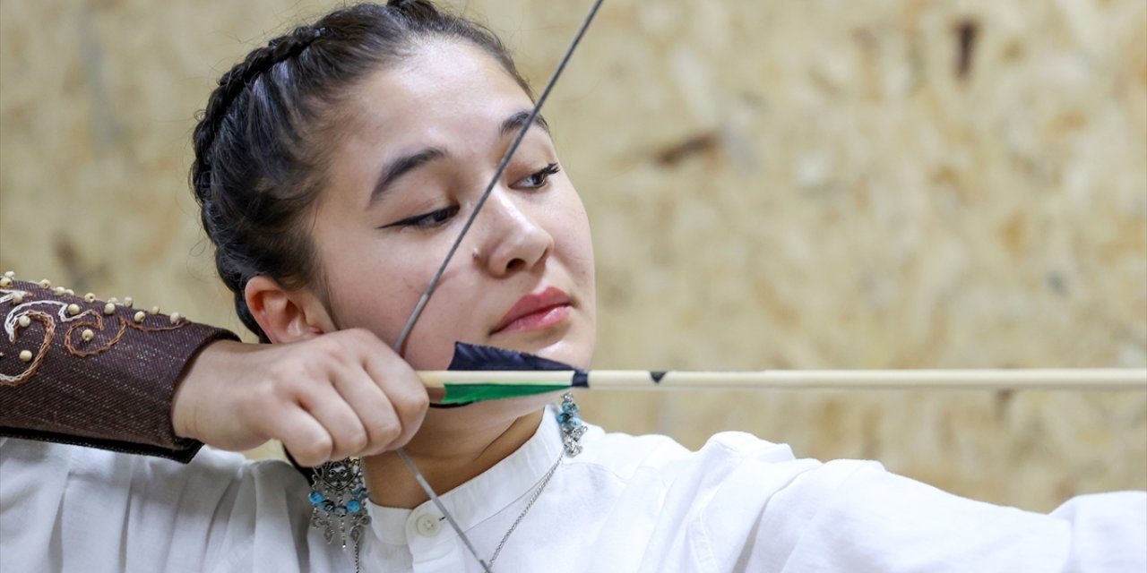 Konya'daki Kırgız öğrencinin hedefi milli takım