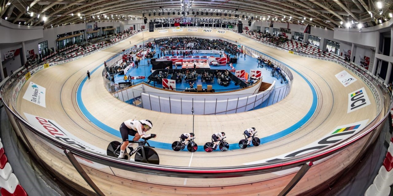Konya 2025 UCI Pist Bisikleti Uluslar Kupası'nda yeni dünya rekoru kırıldı