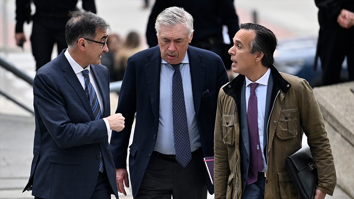 Real Madrid teknik direktörü, İspanya'da vergi kaçırmak suçundan yargılanıyor