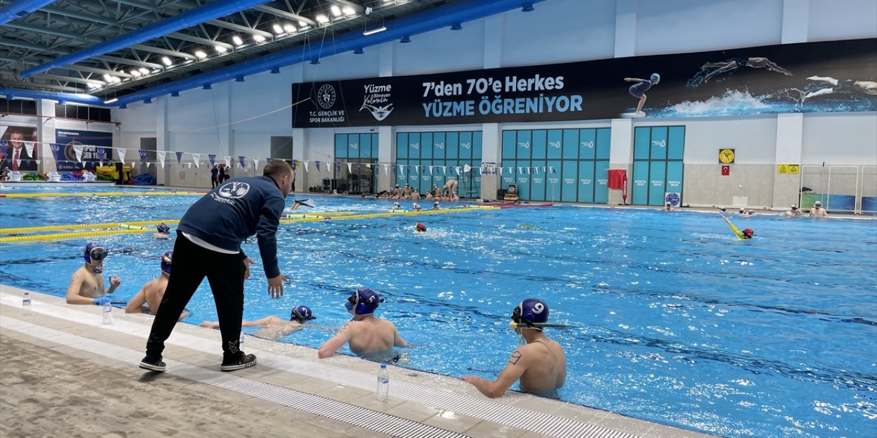 Konya'da, milli takım seçmeleri için düzenlenen şampiyona başladı