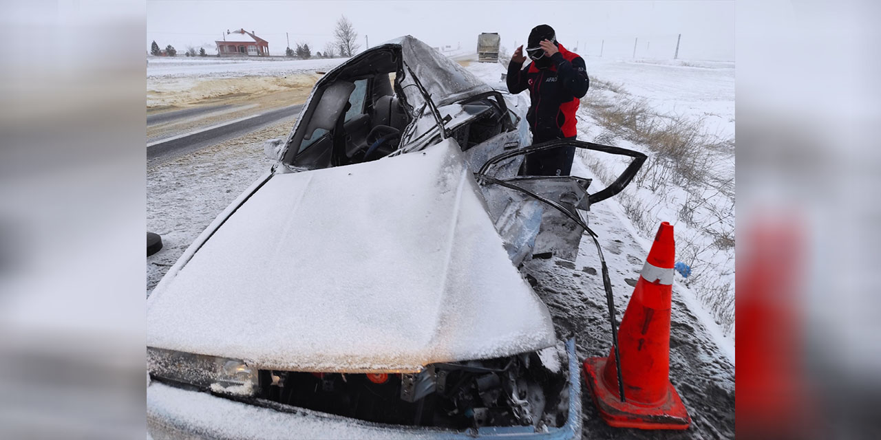 Kahreden kazada karı-koca hayatını kaybetti