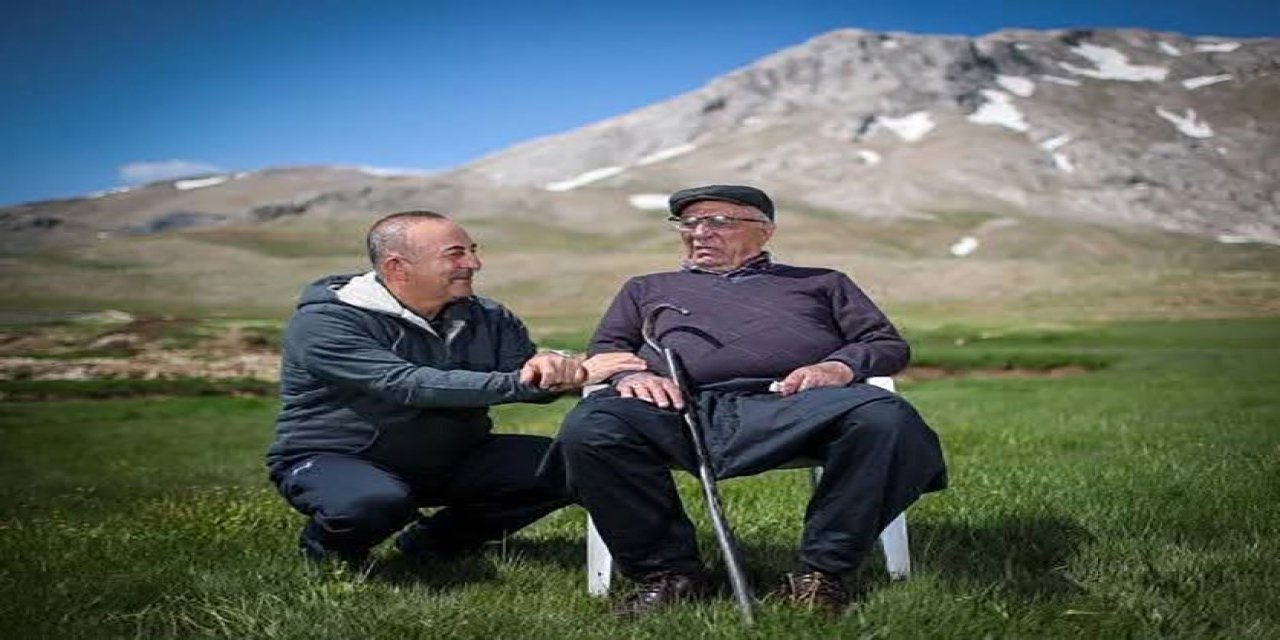 Eski Dışişleri Bakanı Mevlüt Çavuşoğlu'nun acı günü