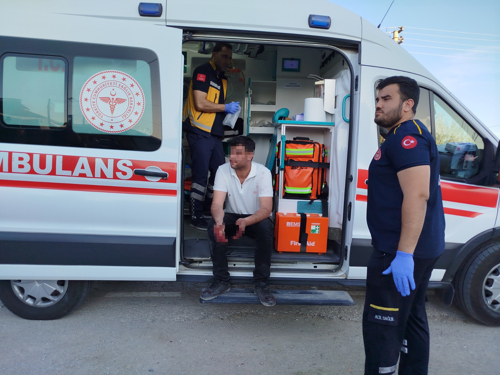 Çocuk görüş gününde eski eşler arasında kan aktı!