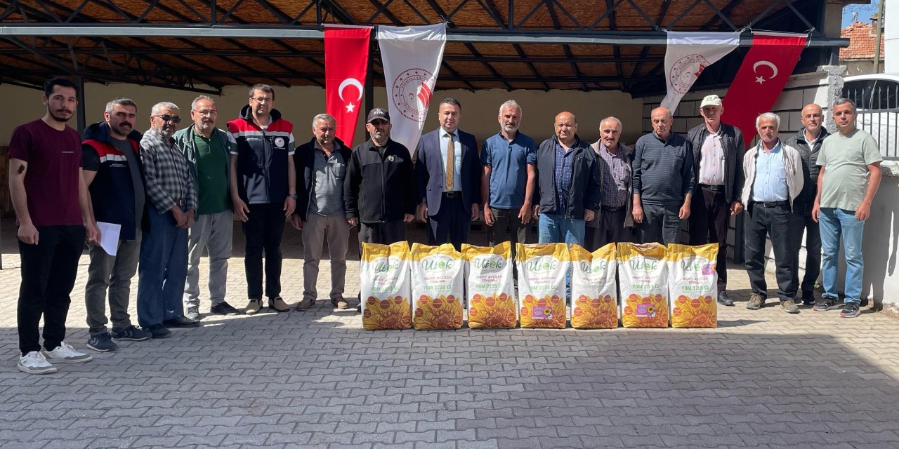 Konya'da üreticilere yüzde 50 hibeli tohum! Tarlalar sarıya boyanacak