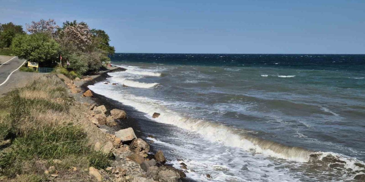 Şiddetli poyraz etkili oluyor