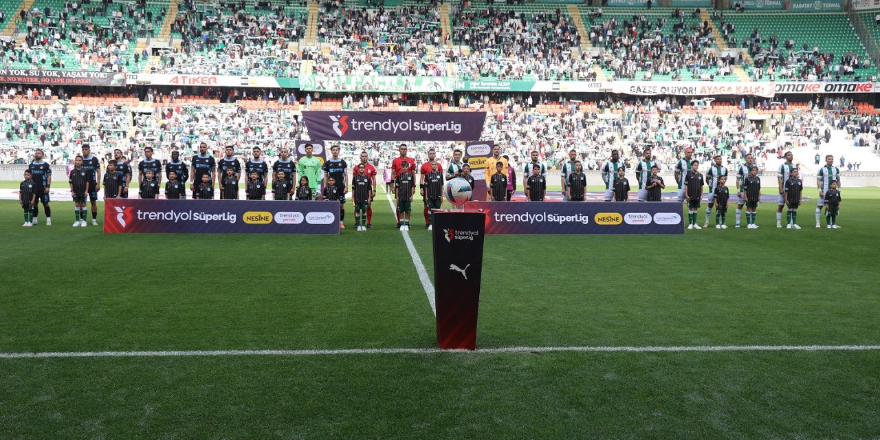 Konyasporlu Calusic ilk kez bunu yaptı!