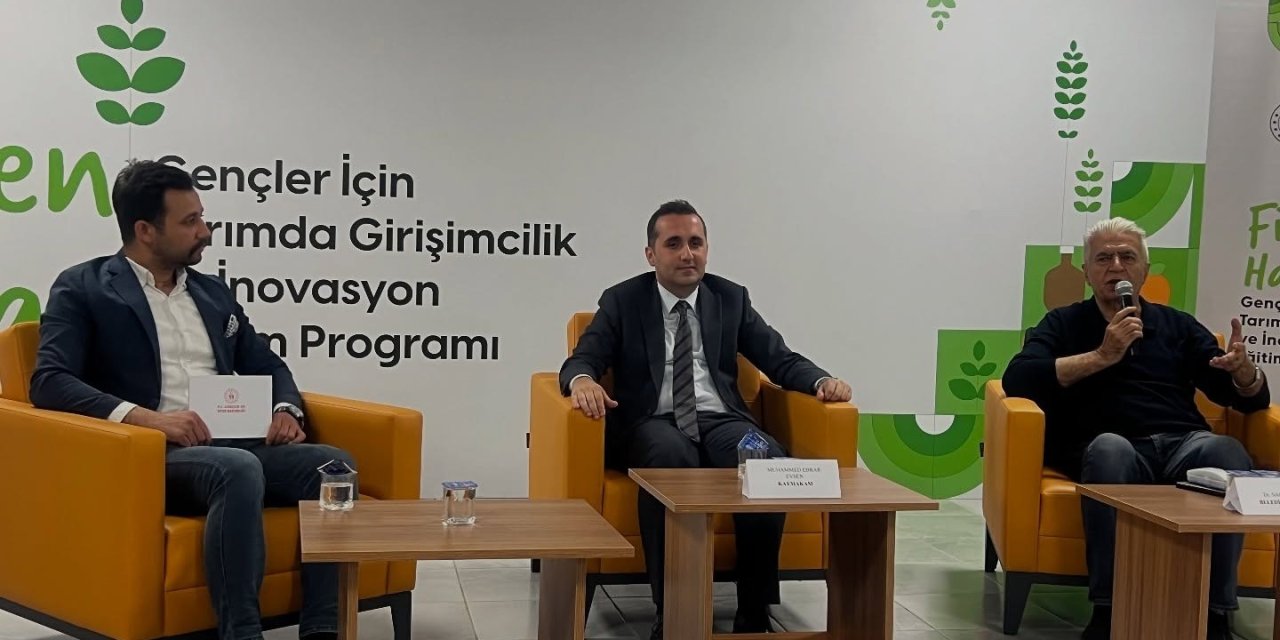 Hüyük’teki kampta gençler tarımı öğreniyor