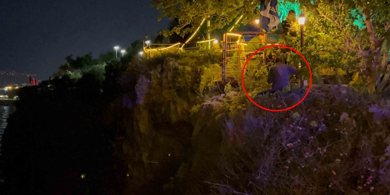 Sevgilisiyle tartışıp falezlere çıktı; 'büyü' iddiasında bulundu