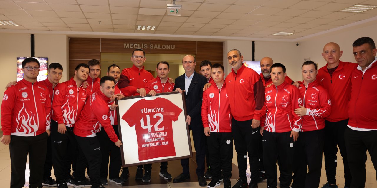Başkan Pekyatırmacı, özel sporcuları ağırladı