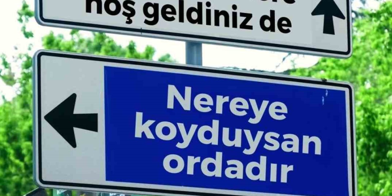 Trafik levhalarında anne sözleri