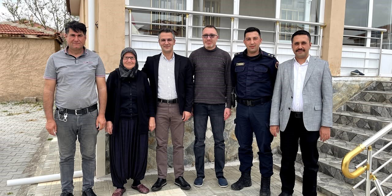 Kulu’da şehit annesine Anneler Günü ziyareti