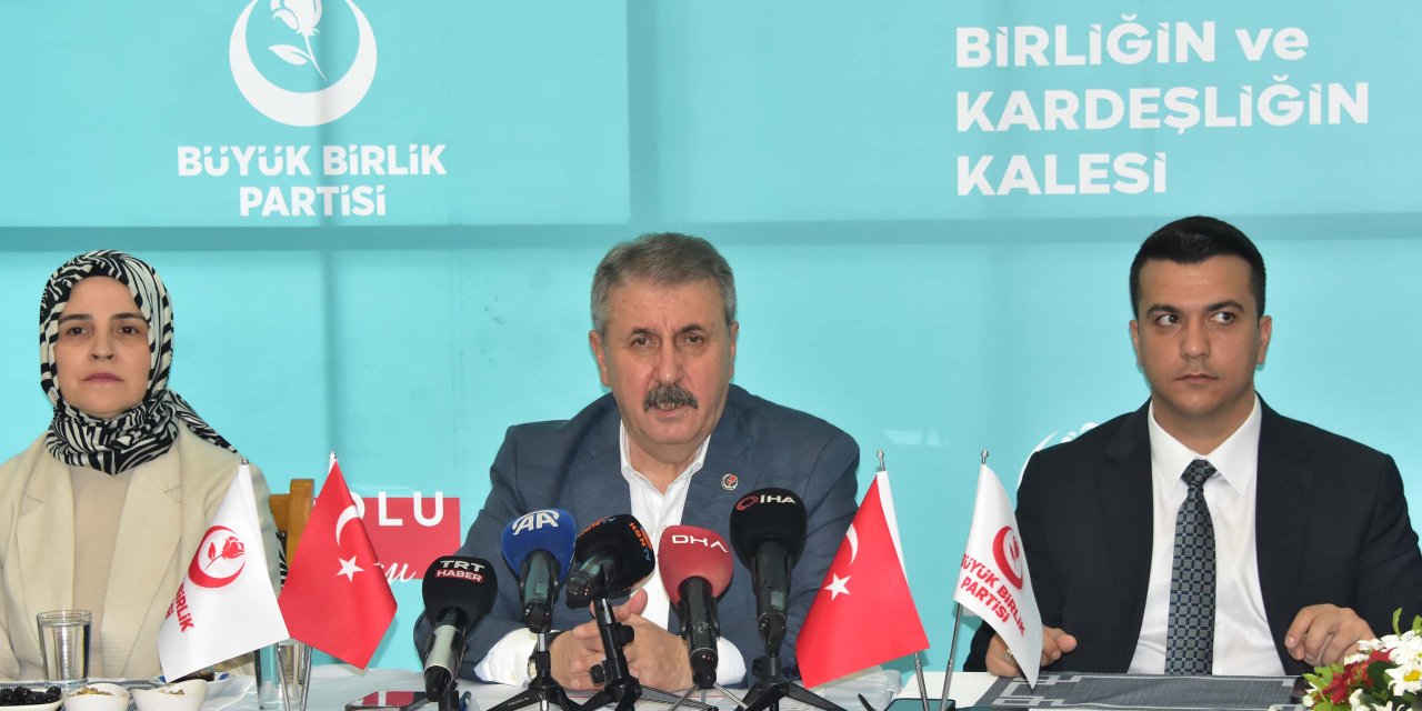 Destici: Teröristler için idam cezası getirilmeli