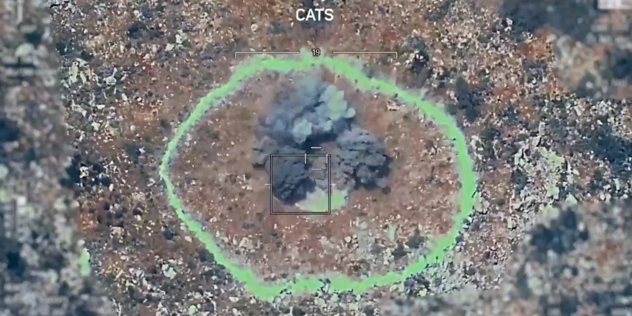 TCG Anadolu'dan havalanan Bayraktar TB3’ler hedefleri tam isabetle vurdu