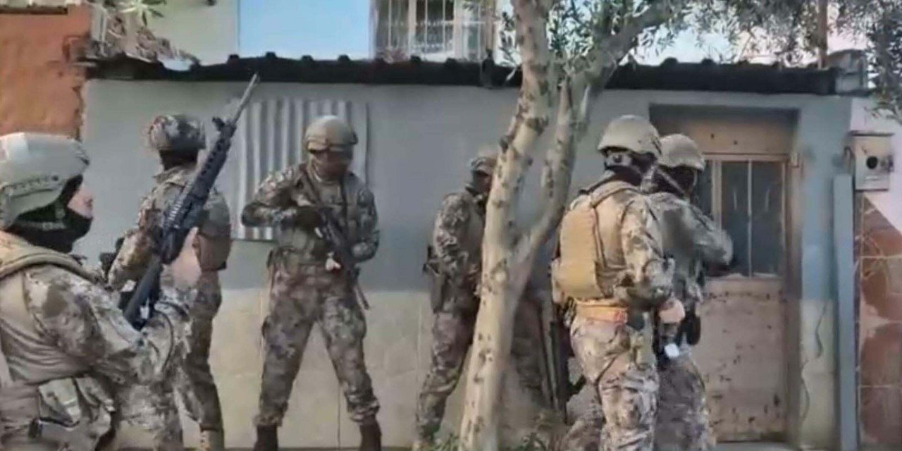 İzmir merkezli 4 ilde DEAŞ operasyonu... Çok sayıda gözaltı var