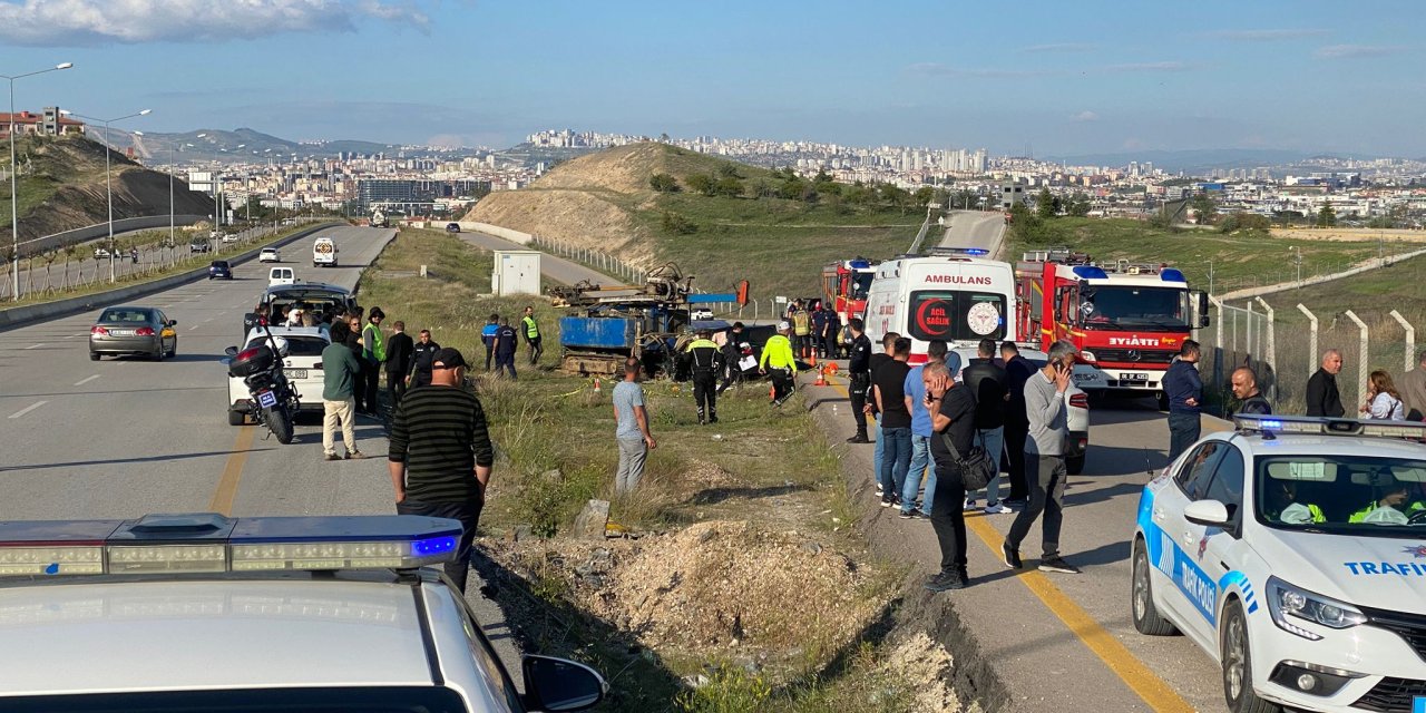 Sondaj aracına çarpan otomobildeki anne- oğul öldü